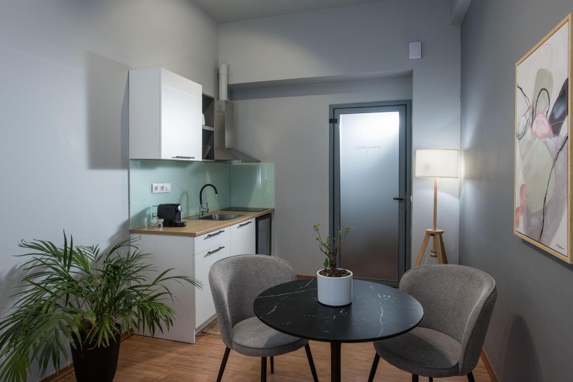 Korai Suites By Good Life Heraklion Exteriör bild